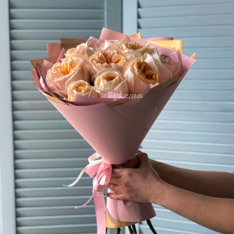 Букет из 9 желтых пионовидных роз